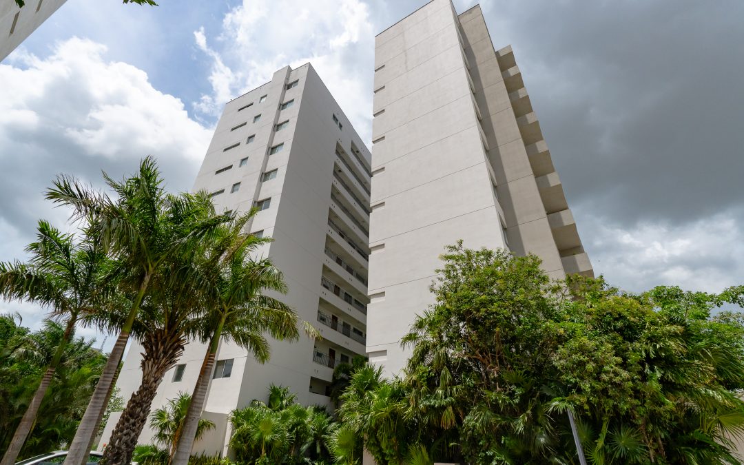 2-Bedroom Condo for Sale – Torre Atlántida, Vía Montejo, Mérida